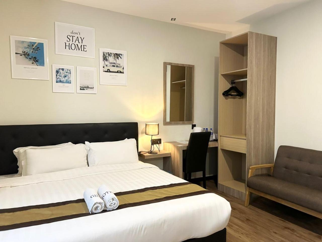 Gill Garden Boutique Hotel Malacca Room photo