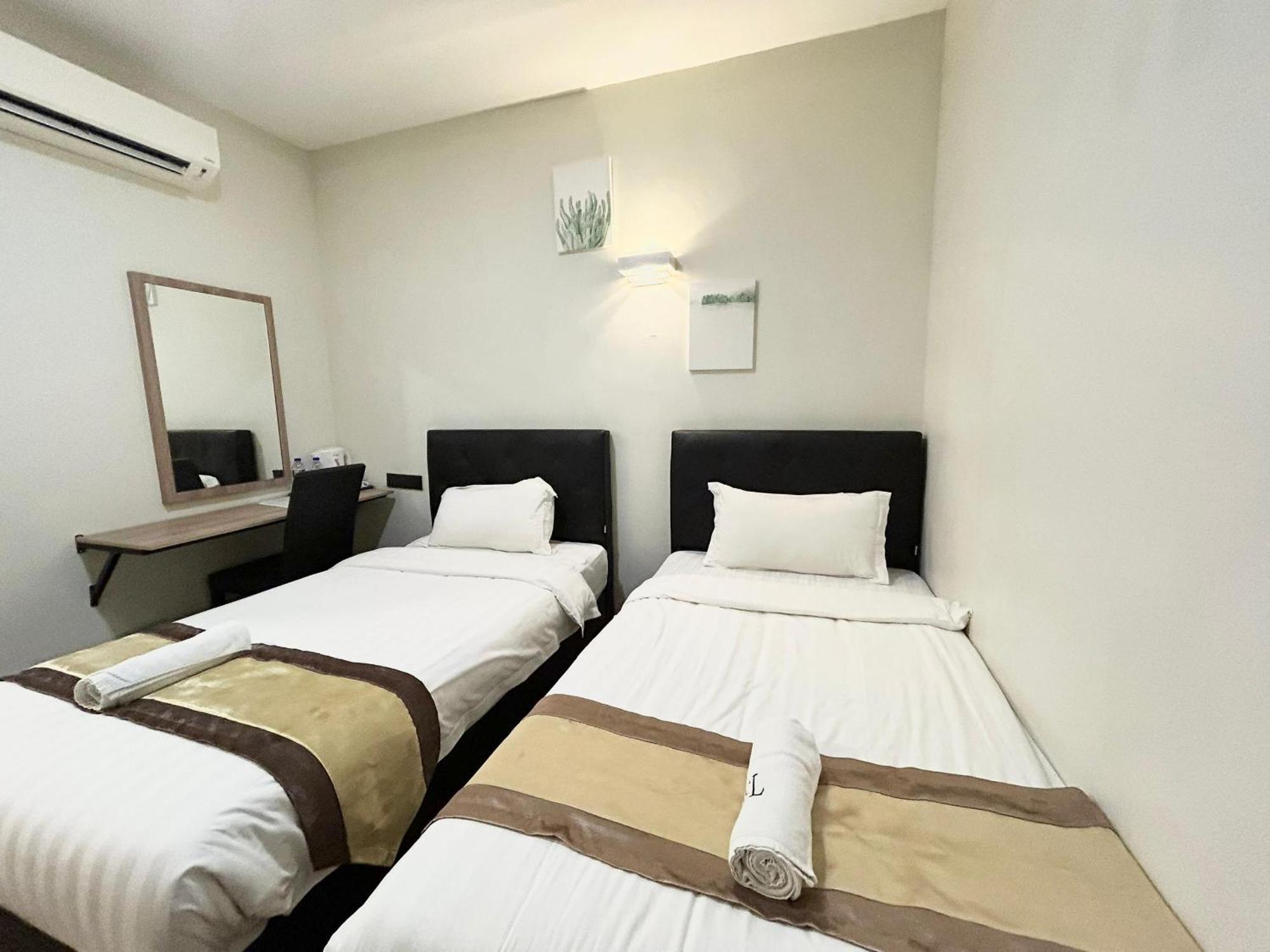 Gill Garden Boutique Hotel Malacca Room photo